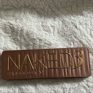 Urban Decay Naked 3 eyeshadow palette